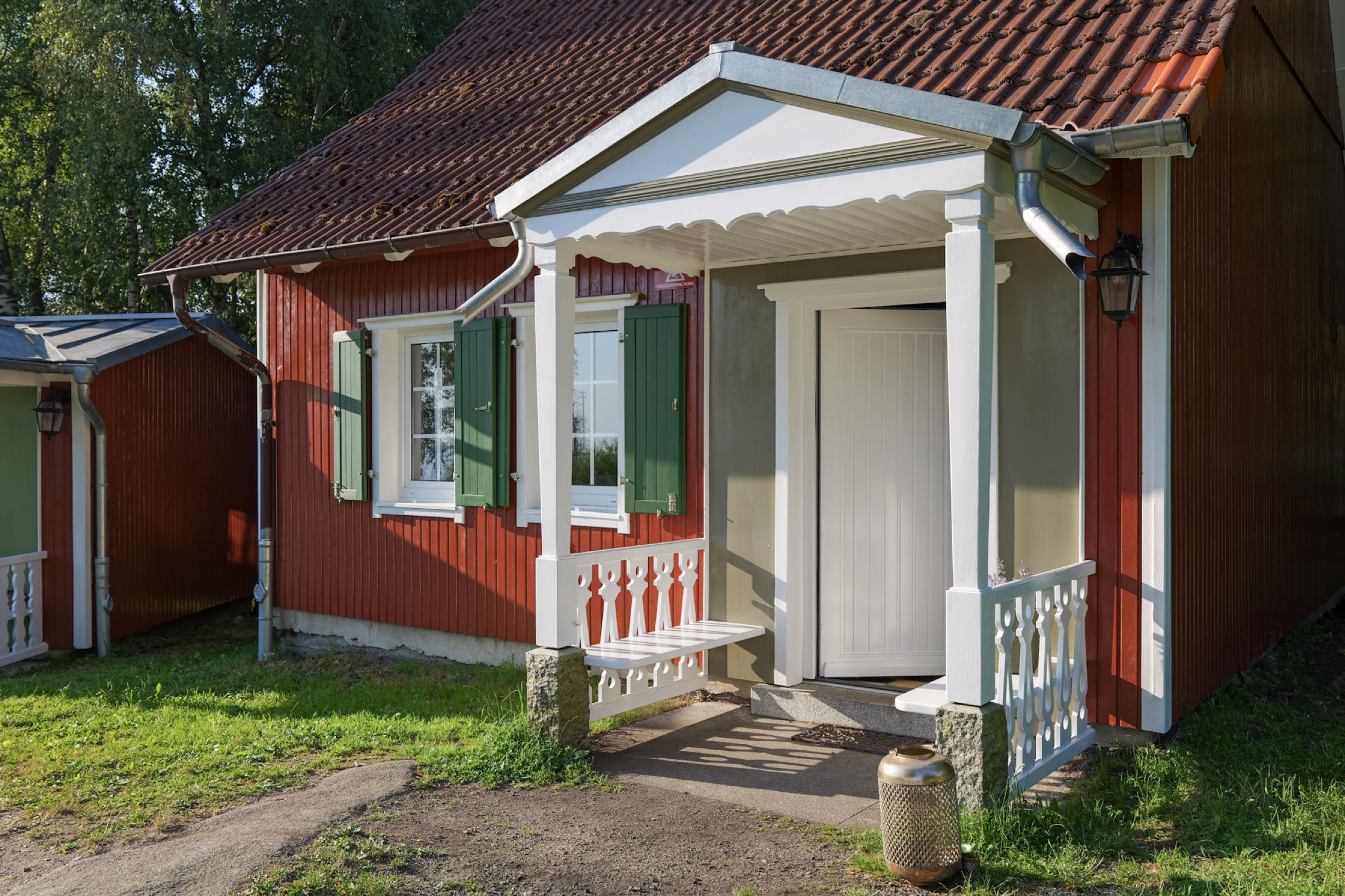 Hexenhaus Eingangshaueschen im Morgenlicht