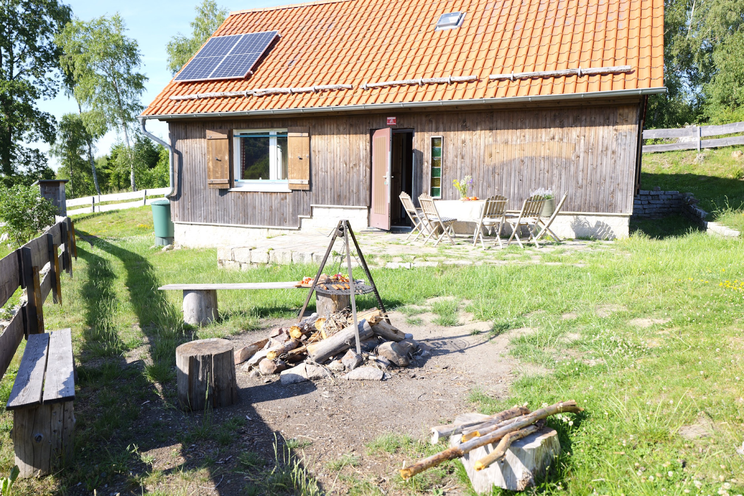 alte bergwacht mittags sonne 2026